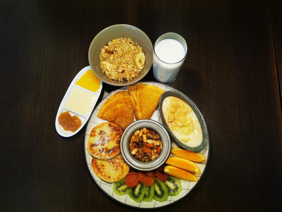 Royal Petrol Hotel ตัลดีกอร์กัน ภายนอก รูปภาพ